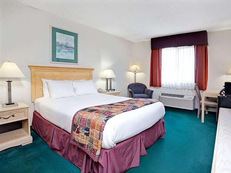 Baymont By Wyndham Monroe Hotell Eksteriør bilde