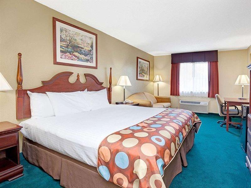 Baymont By Wyndham Monroe Hotell Eksteriør bilde