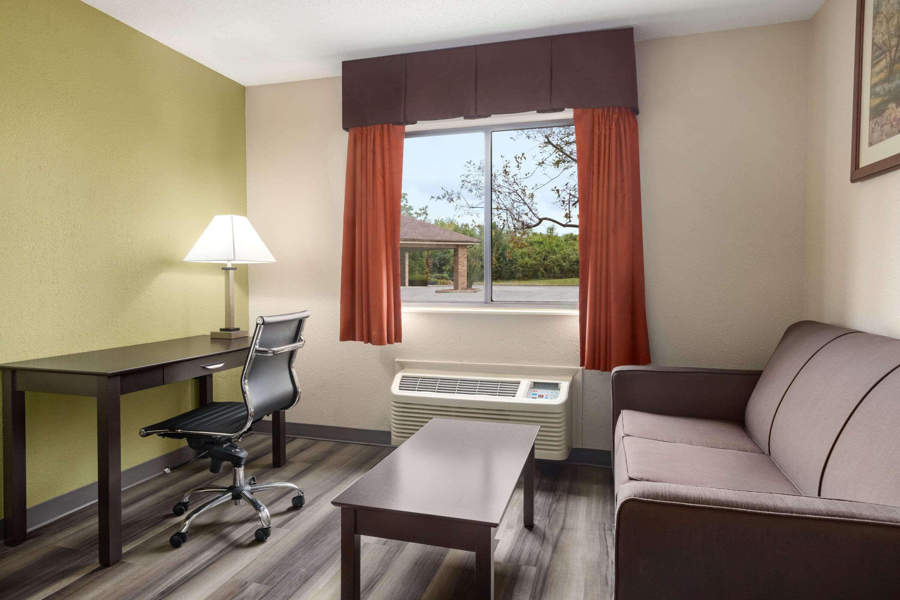 Baymont By Wyndham Monroe Hotell Eksteriør bilde